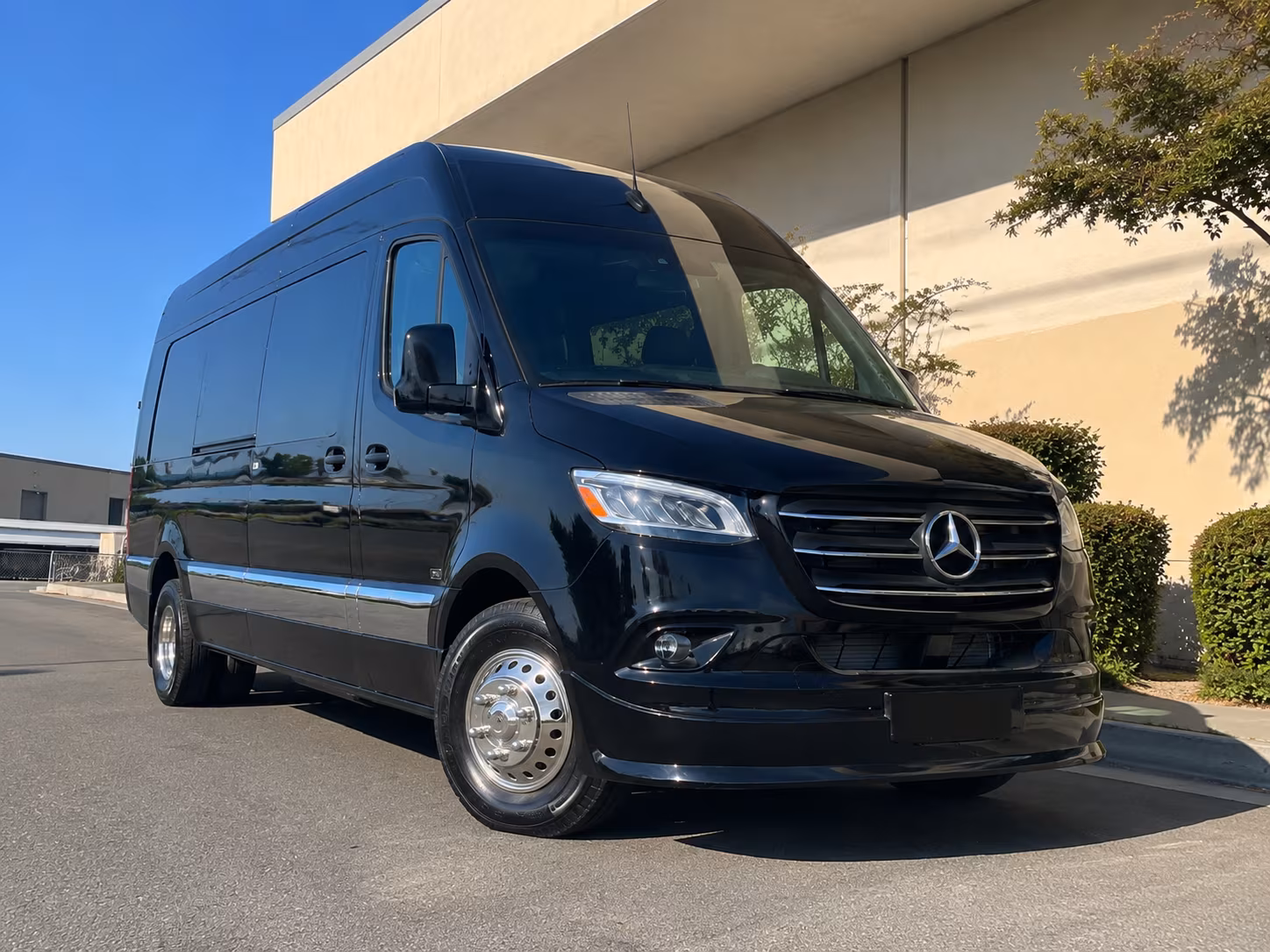reserve transportation for your next airport transfer 3