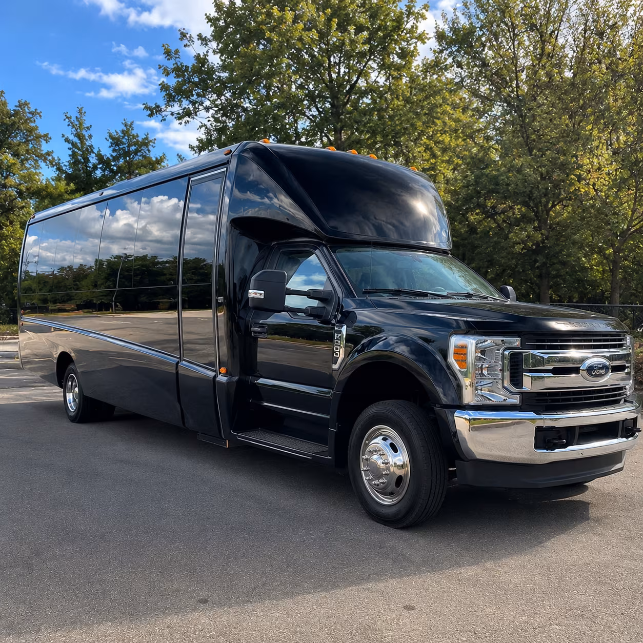 reserve transportation for your next prom 1